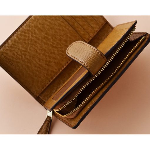 Light saddle coach wallet 2025