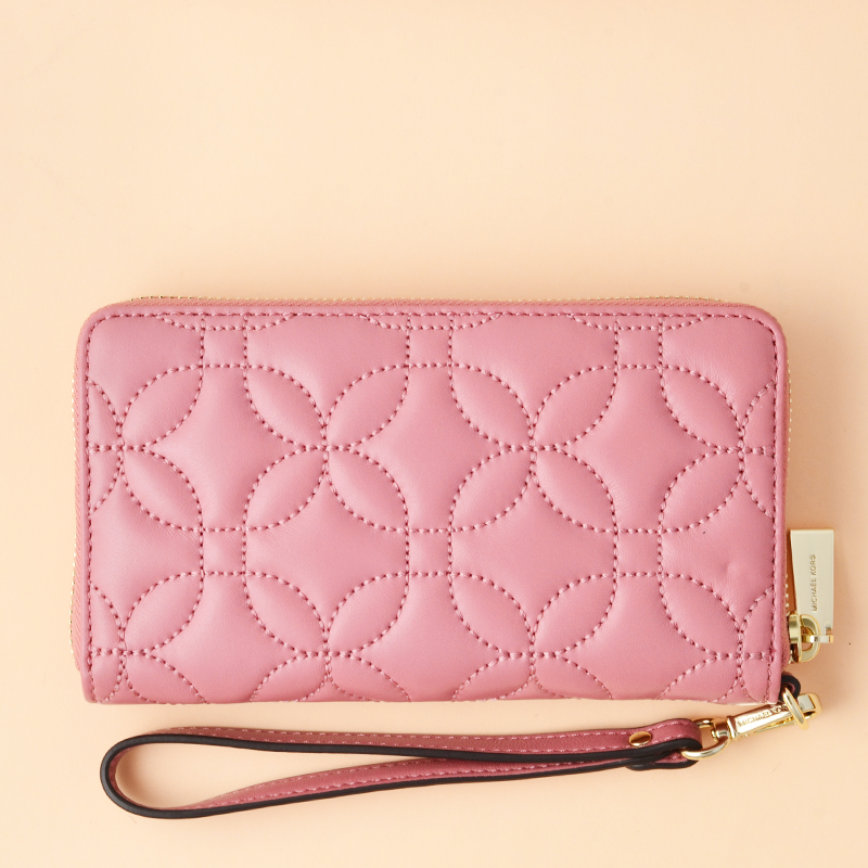 Large quilted sale leather smartphone wristlet