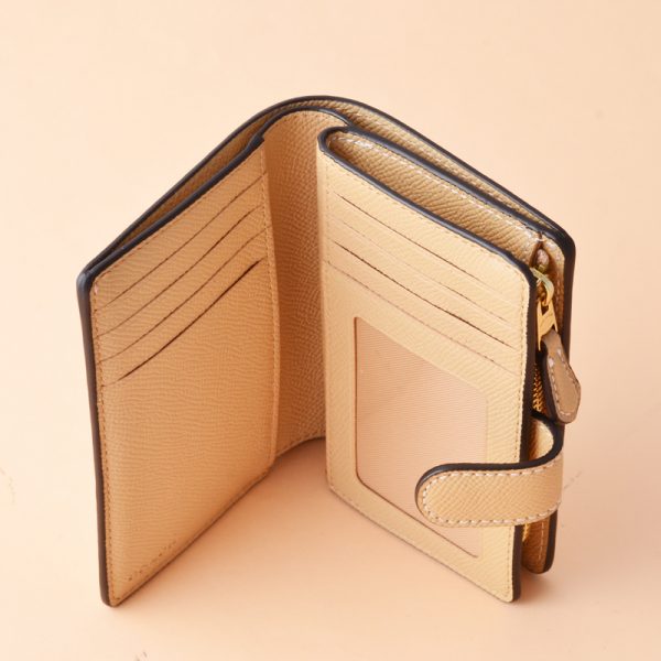 Coach Medium Corner Zip Wallet Beechwood Averand