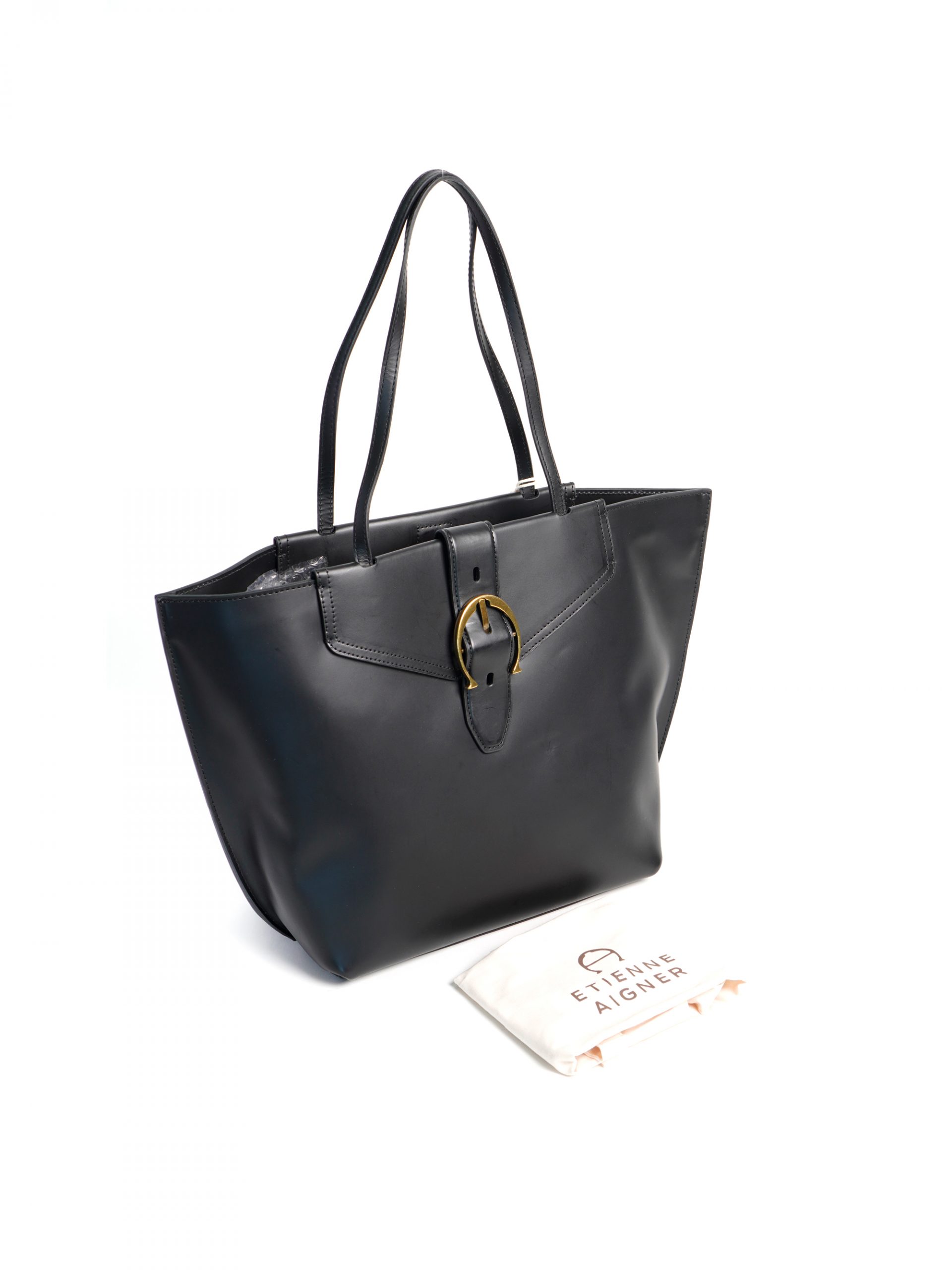 Aigner ZOE LOGO SHOULDER BAG S : Buy Online at Best Price in KSA - Souq is  now Amazon.sa: Fashion