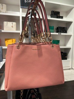 <b>RM 698</b> Deposit RM 350