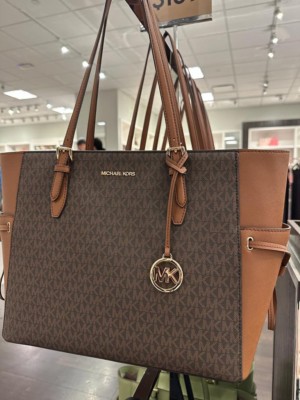 <b>RM 649</b> Deposit RM 320