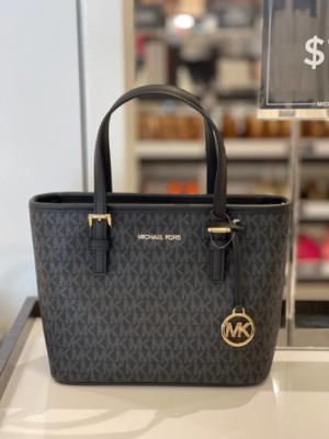 <b>RM 569</b> Deposit RM 280