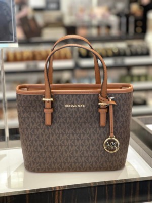 <b>RM 569</b> Deposit RM 280