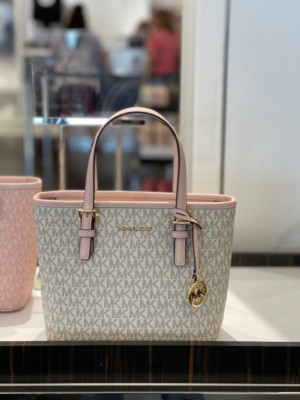 <b>RM 569</b> Deposit RM 280