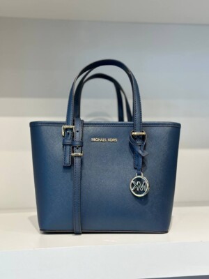 <b>RM 569</b> Deposit RM 280